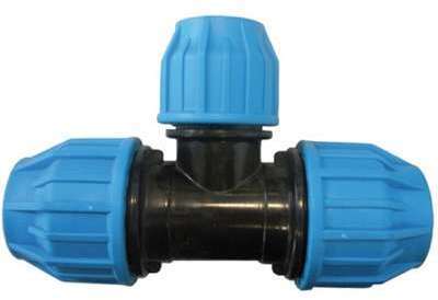 Raccord PE compression - Té 90 réduit PE Compression Raccord PE compression - Té