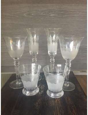 Service de verres en verre taillé