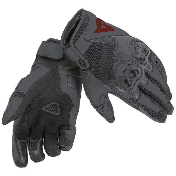 Mig C2 Black