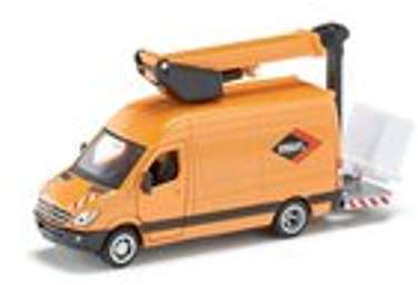 Camion Mercedes-Benz Sprinter avec plateforme élév
